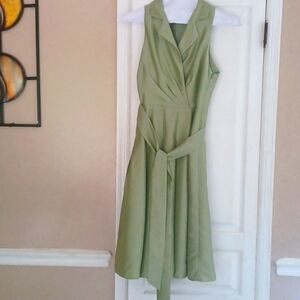 Ladies sleeveless dress